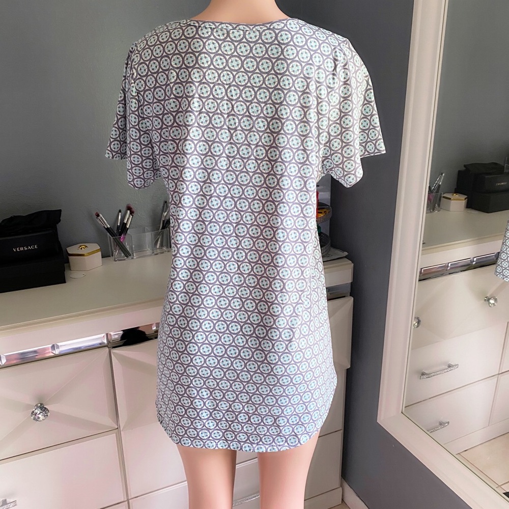 Lula Roe Multi Print Top - Picture 5 of 6